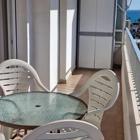 Apartment Capri 9 *